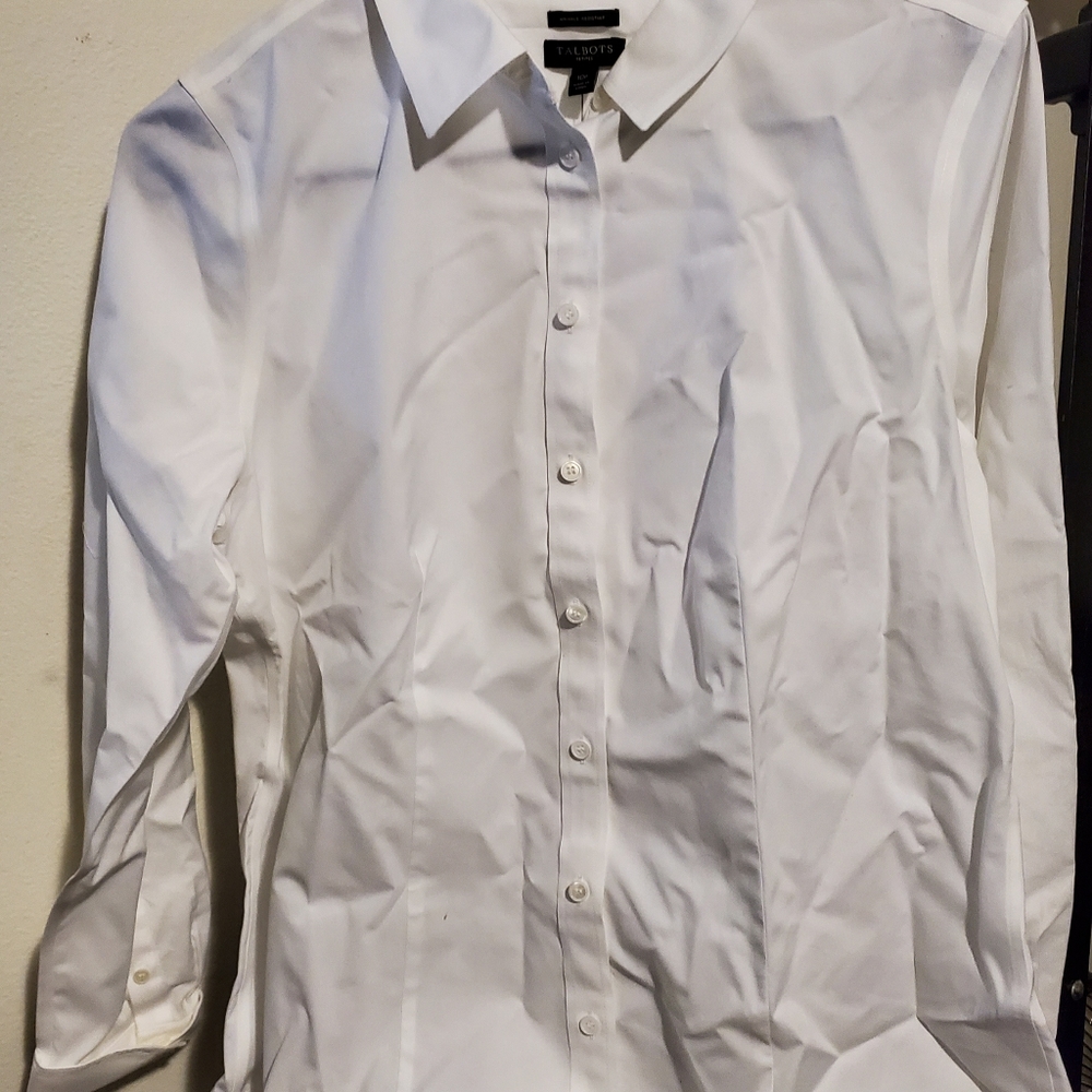 STORAGE SALE-NWT TALBOTS 10P WHITE SHIRT